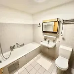 Apartamento Mit Balkon Und Seeblick