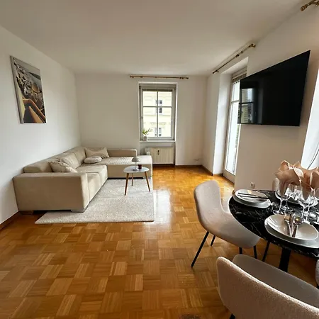 Apartman Mit Balkon Und Seeblick