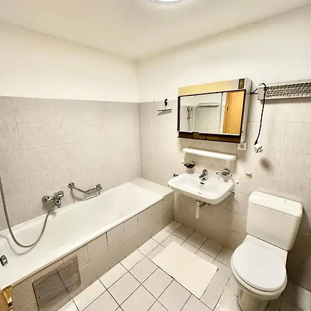 Apartamento Mit Balkon Und Seeblick